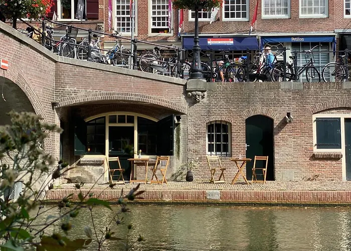 Utrecht Cheap Hotels