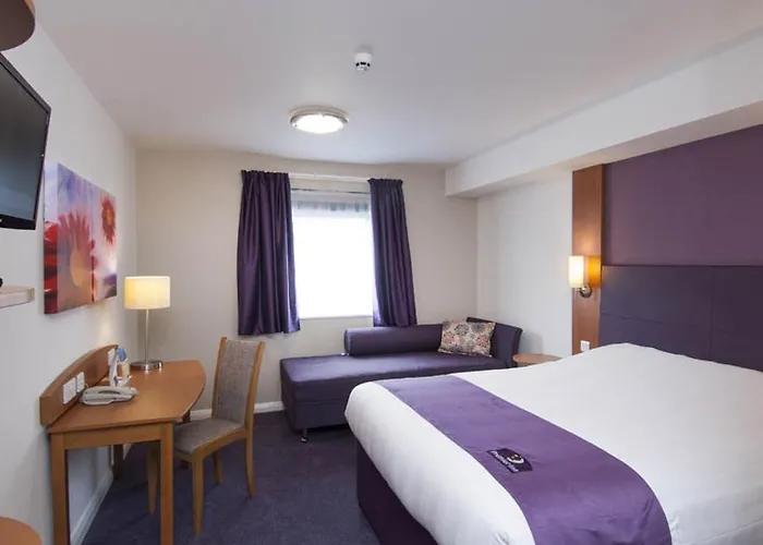 Hatfield (Hertfordshire) Cheap Hotels