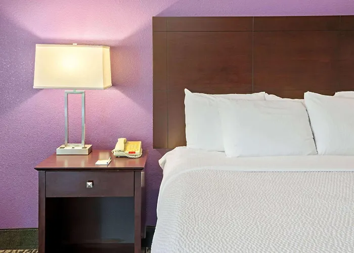 Magnolia Cheap Hotels