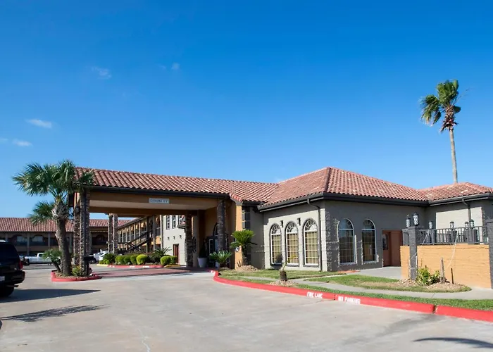 El Campo Cheap Hotels