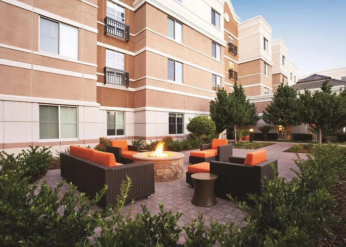 Pleasant Hill Cheap Hotels