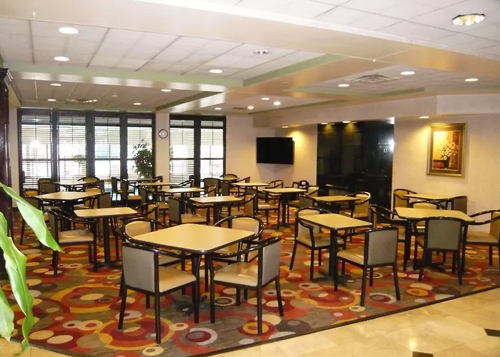 Streetsboro Cheap Hotels