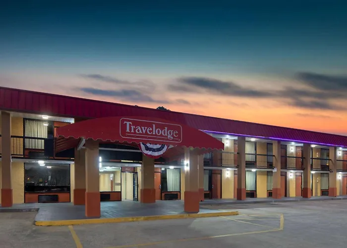 Richmond Hill Cheap Hotels