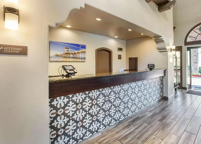 Santa Ana Cheap Hotels
