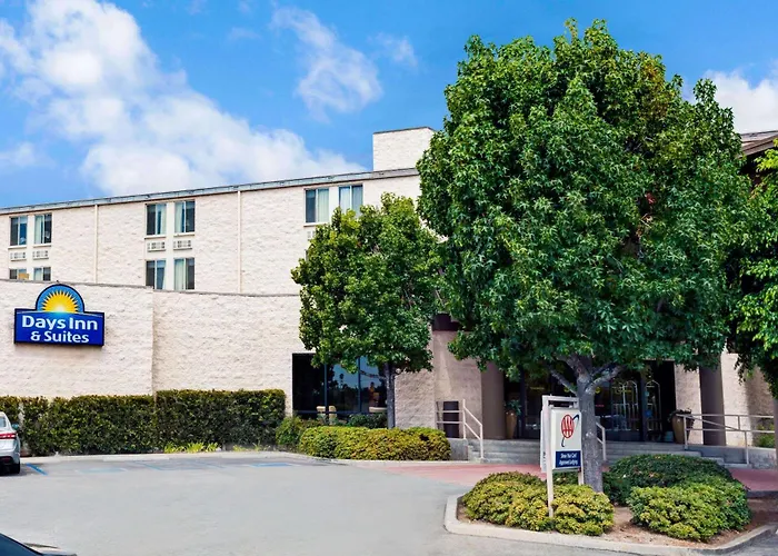 Fullerton Cheap Hotels