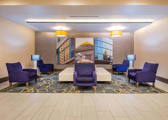 Amherst Cheap Hotels