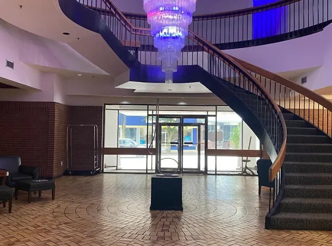 Wheeling Cheap Hotels