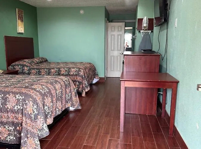Floresville Cheap Hotels