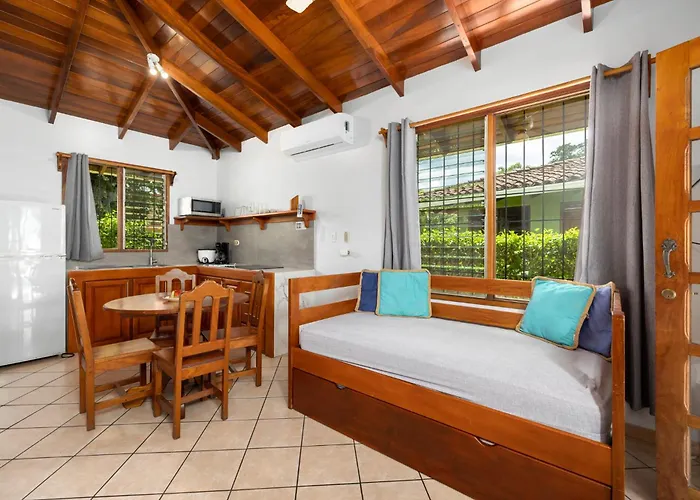 Potrero (Guanacaste) Cheap Hotels
