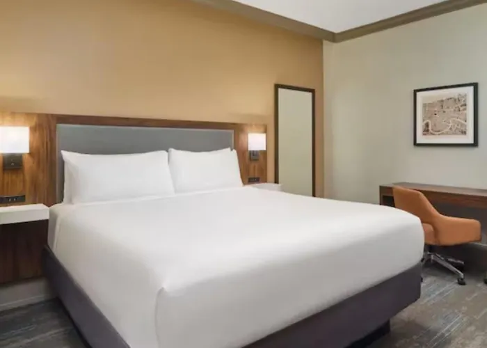 Chalmette Cheap Hotels