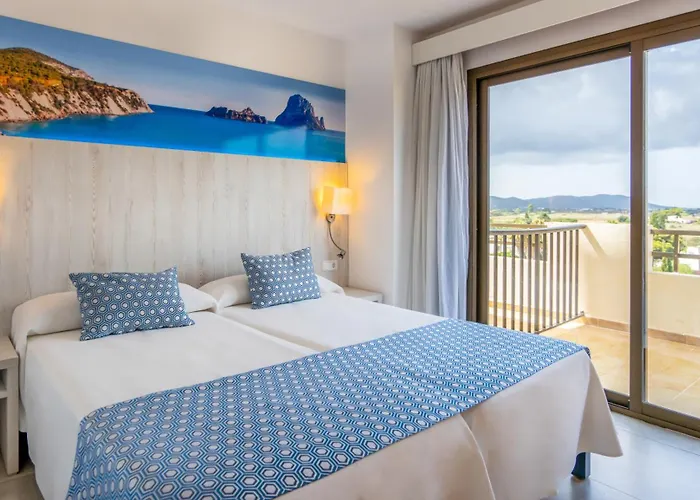Playa d'en Bossa Cheap Hotels