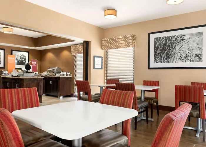 Lawrence Cheap Hotels