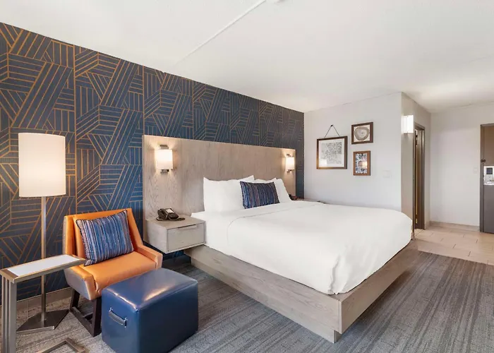 Laconia Cheap Hotels