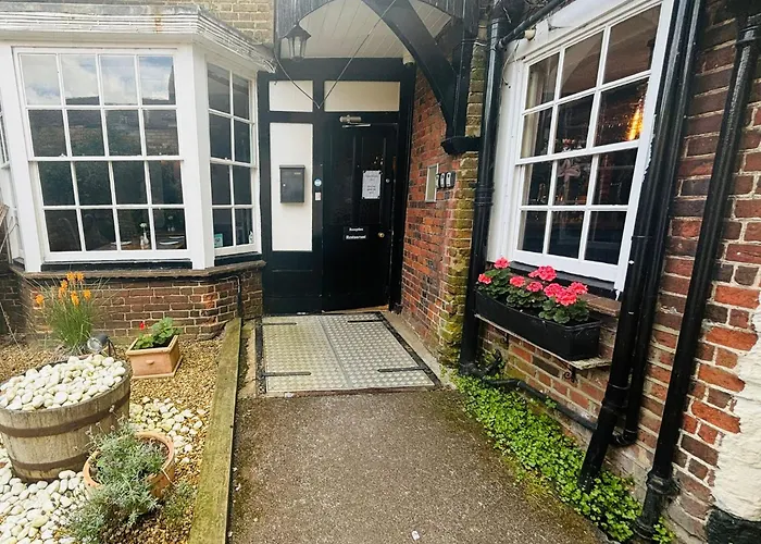 Woburn Cheap Hotels