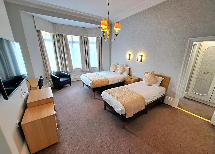 Southport Cheap Hotels