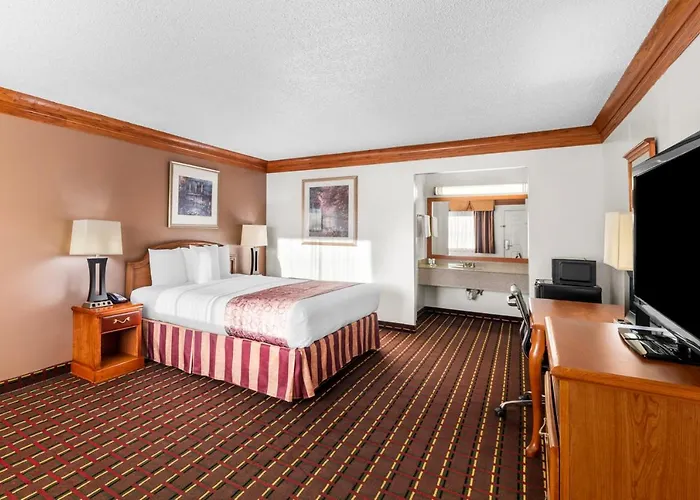 Decatur Cheap Hotels