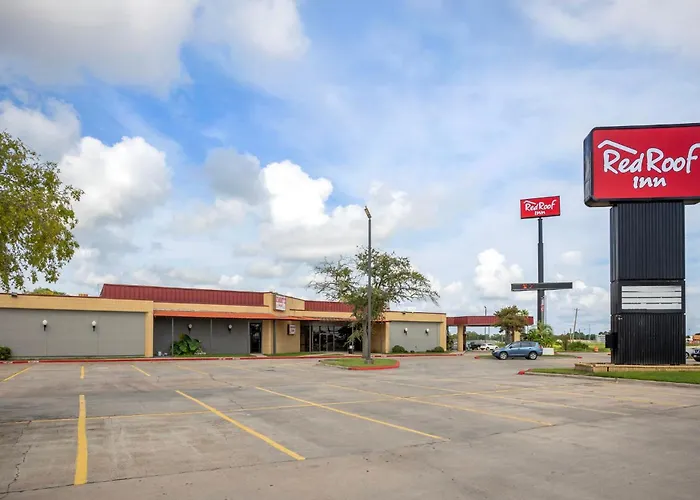 La Marque Cheap Hotels