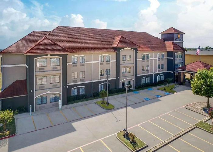 Alvarado Cheap Hotels