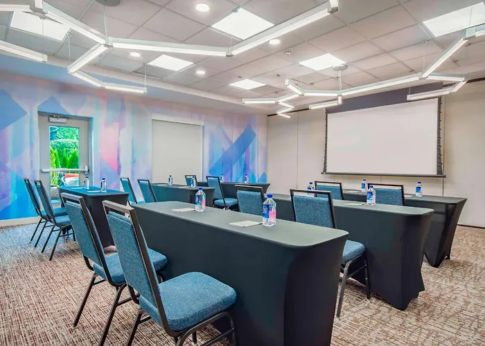 Danbury Cheap Hotels