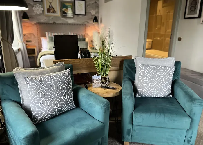 Buxton (Derbyshire) Cheap Hotels