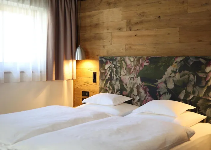 Mayrhofen Cheap Hotels