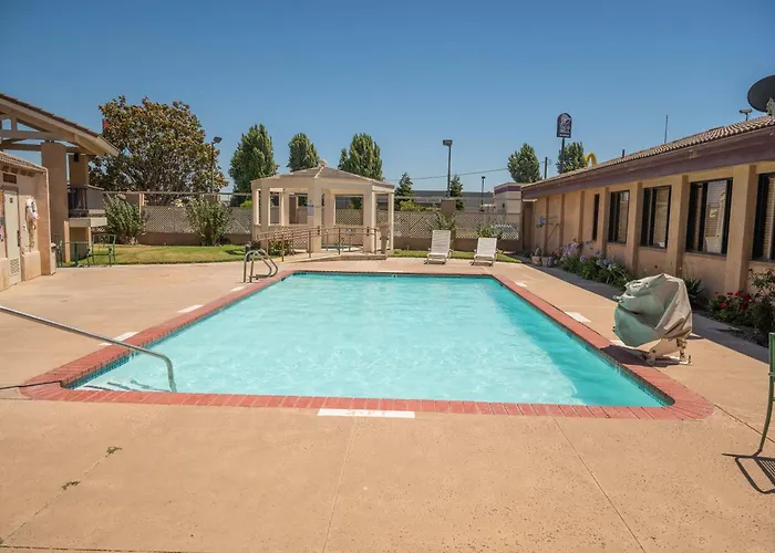Soledad Cheap Hotels