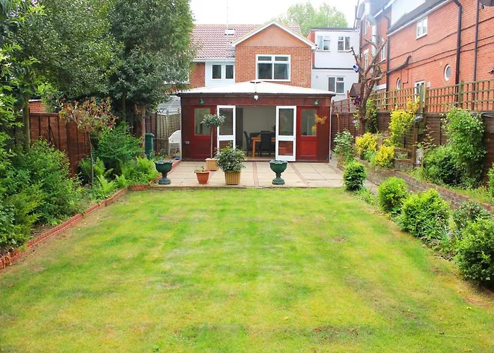 Romford Cheap Hotels