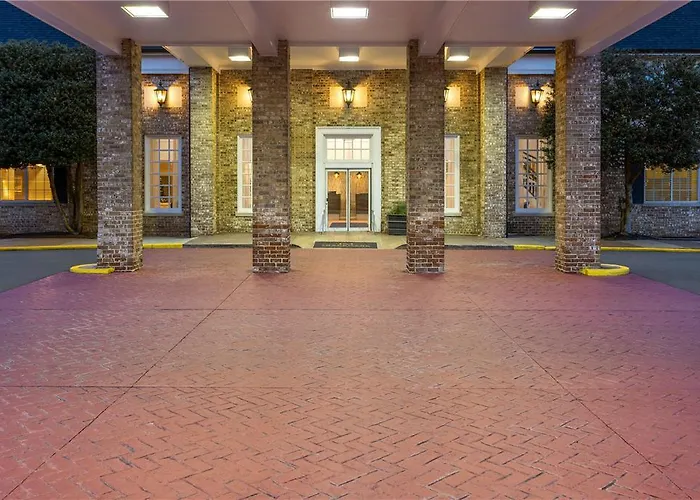 Camp Hill Cheap Hotels
