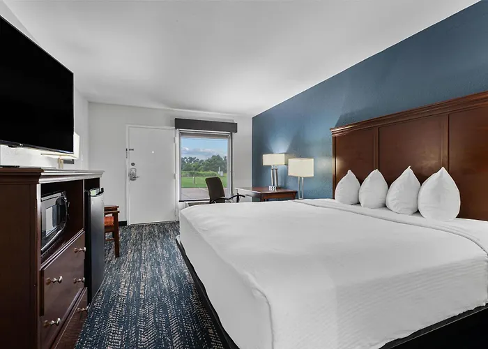 Canton Cheap Hotels