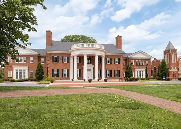 Farmville Cheap Hotels