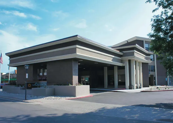 Gypsum Cheap Hotels