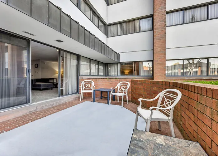 Racine Cheap Hotels