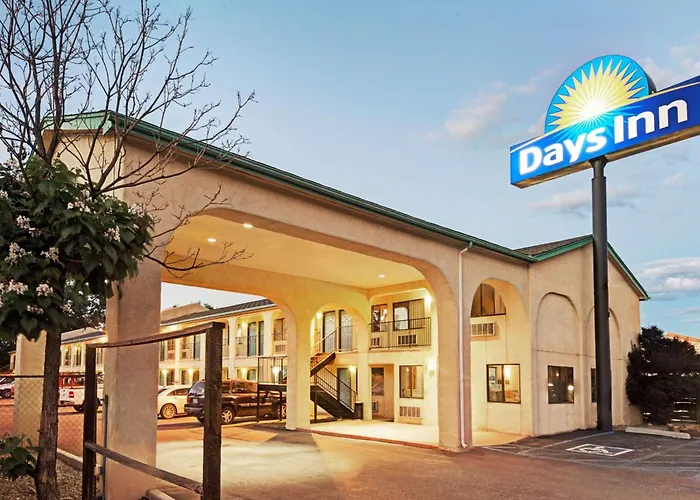 Espanola Cheap Hotels