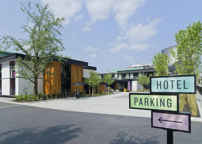 Newton Cheap Hotels