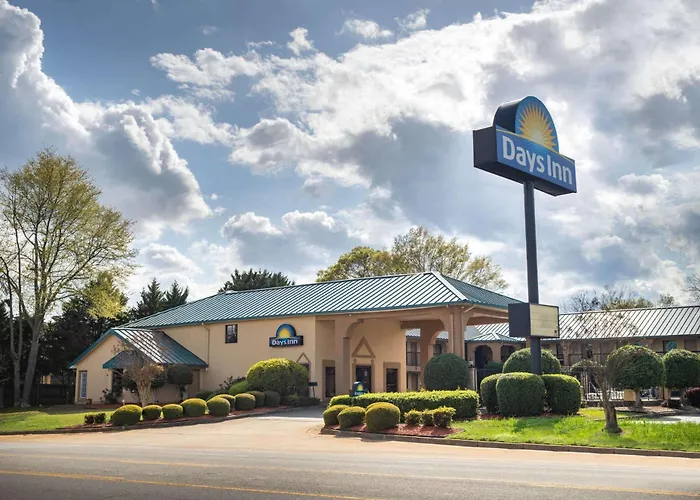 Thomaston Cheap Hotels