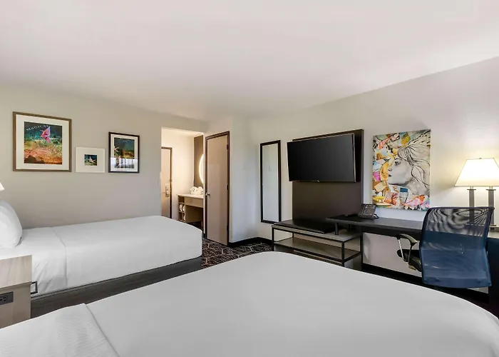 Clive Cheap Hotels