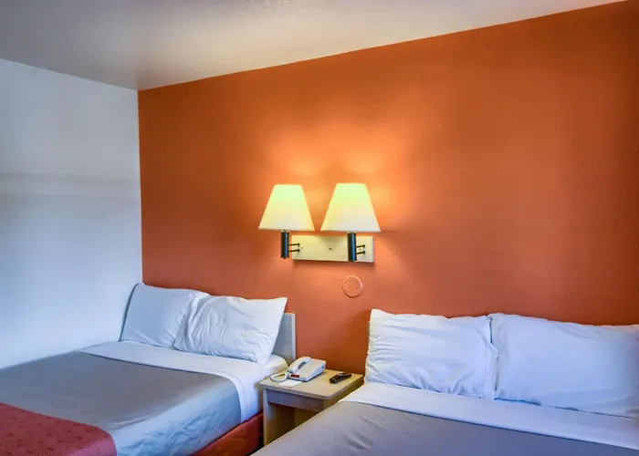 Everett Cheap Hotels