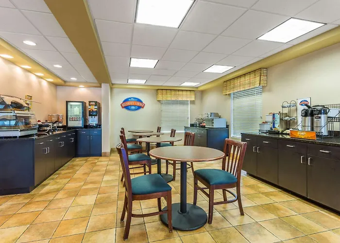 Cornelia Cheap Hotels