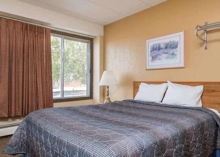 Owatonna Cheap Hotels
