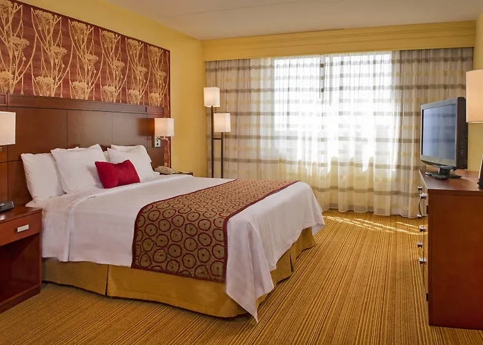 Ronkonkoma Cheap Hotels