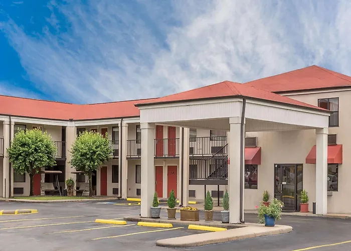 Bryant Cheap Hotels
