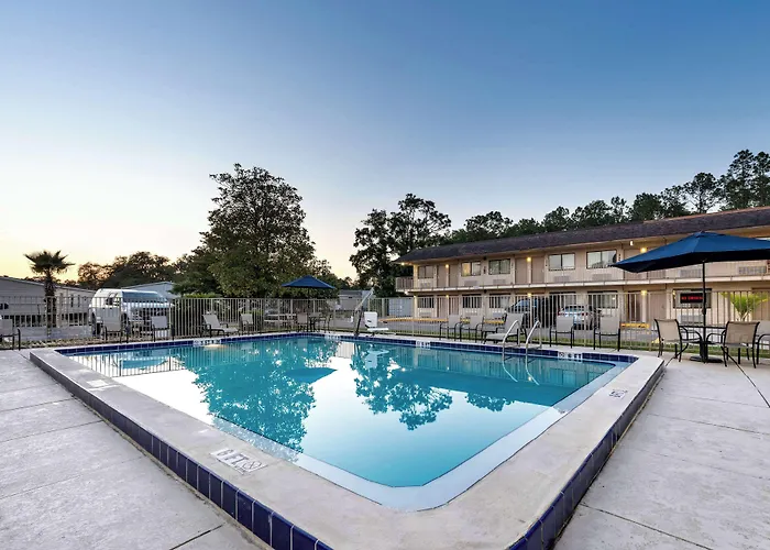 Lake City Cheap Hotels