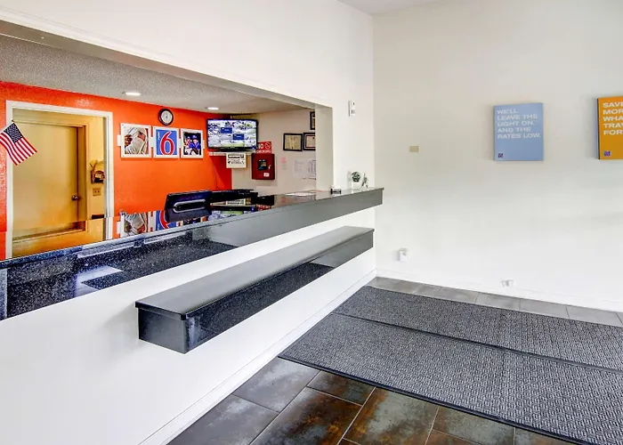 Union City Cheap Hotels