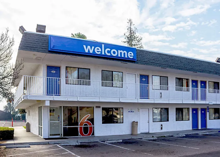 Porterville Cheap Hotels