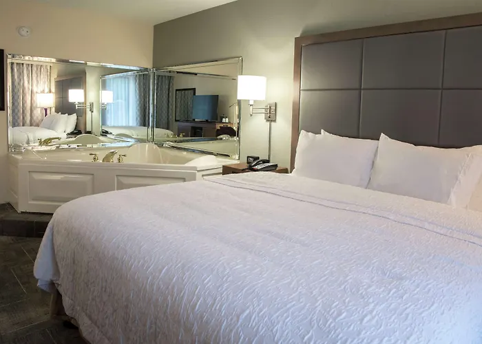 Hartwell Cheap Hotels