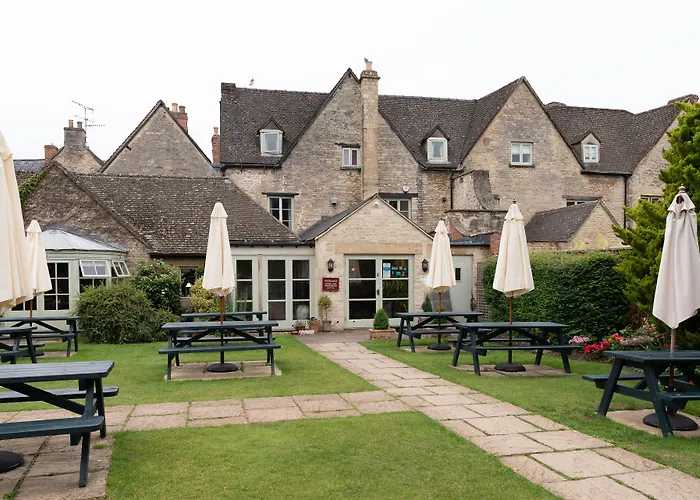 Cirencester Cheap Hotels
