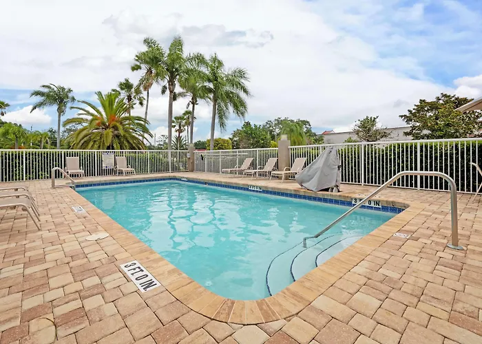 Edgewater (Volusia County) Cheap Hotels