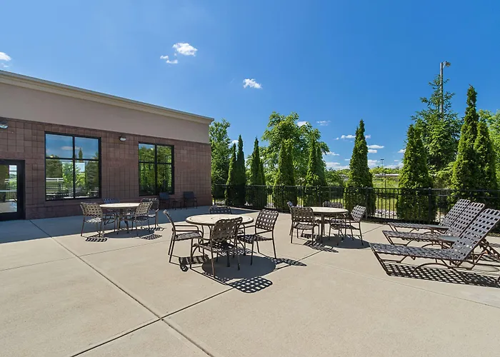 Brownsburg Cheap Hotels