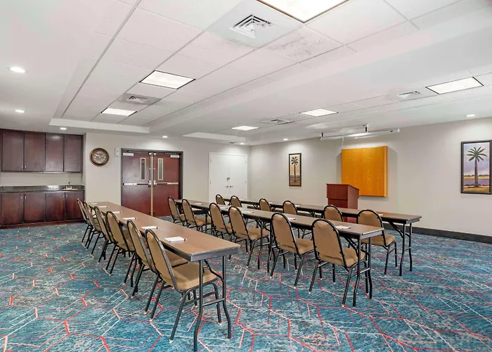 Spanish Fort Cheap Hotels