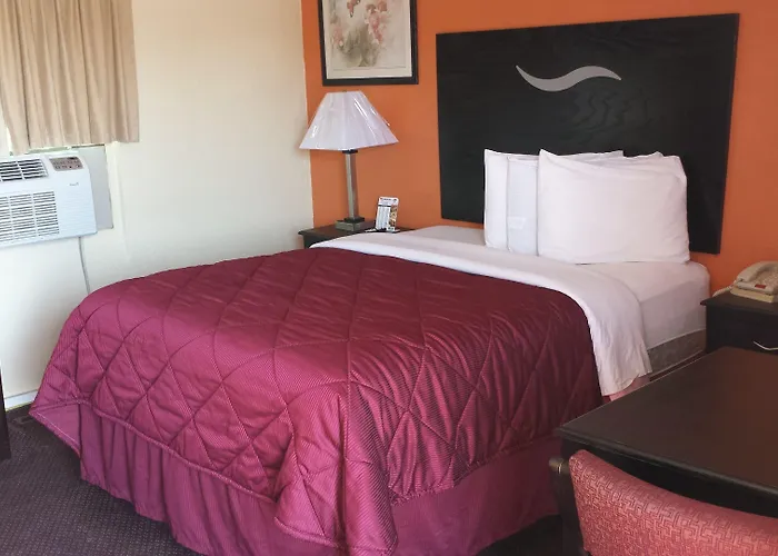 Sedalia Cheap Hotels